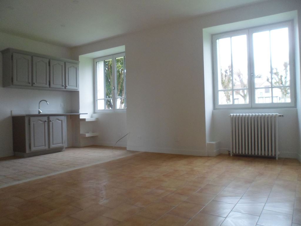 Maison YEVRE LA VILLE (45300) NATH LOCATIONS